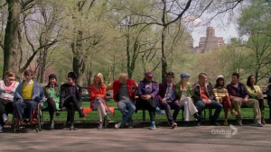 Glee - 2x22 New York